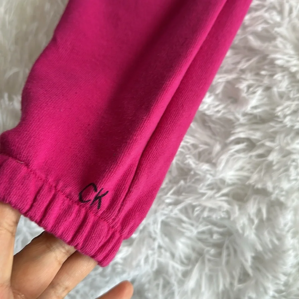 🎀 2pc Calvin Klein Logo Sweatshirt and Pink Joggers Set Size 5
